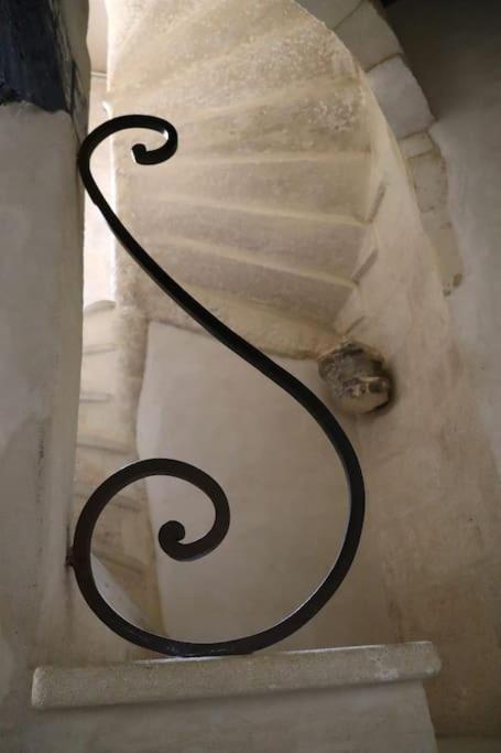 Uzes Centre Quartiers Des Arts Charme De L'Ancien Apartment Bagian luar foto