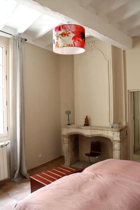 Uzes Centre Quartiers Des Arts Charme De L'Ancien Apartment Bagian luar foto