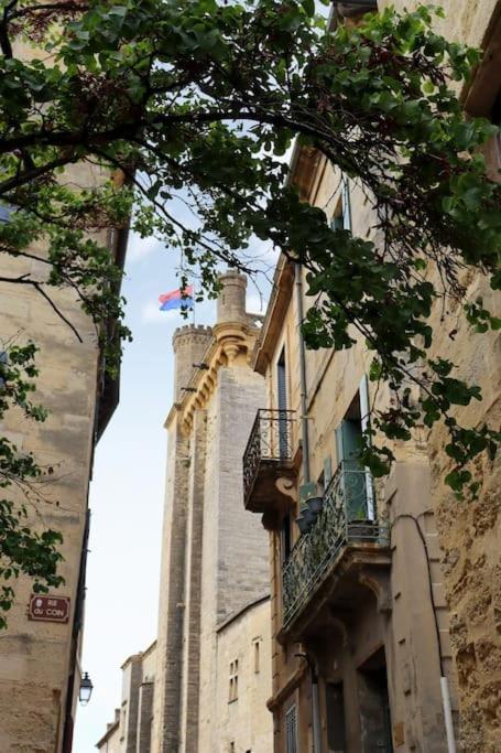 Uzes Centre Quartiers Des Arts Charme De L'Ancien Apartment Bagian luar foto