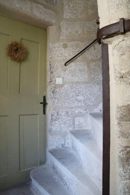 Uzes Centre Quartiers Des Arts Charme De L'Ancien Apartment Bagian luar foto